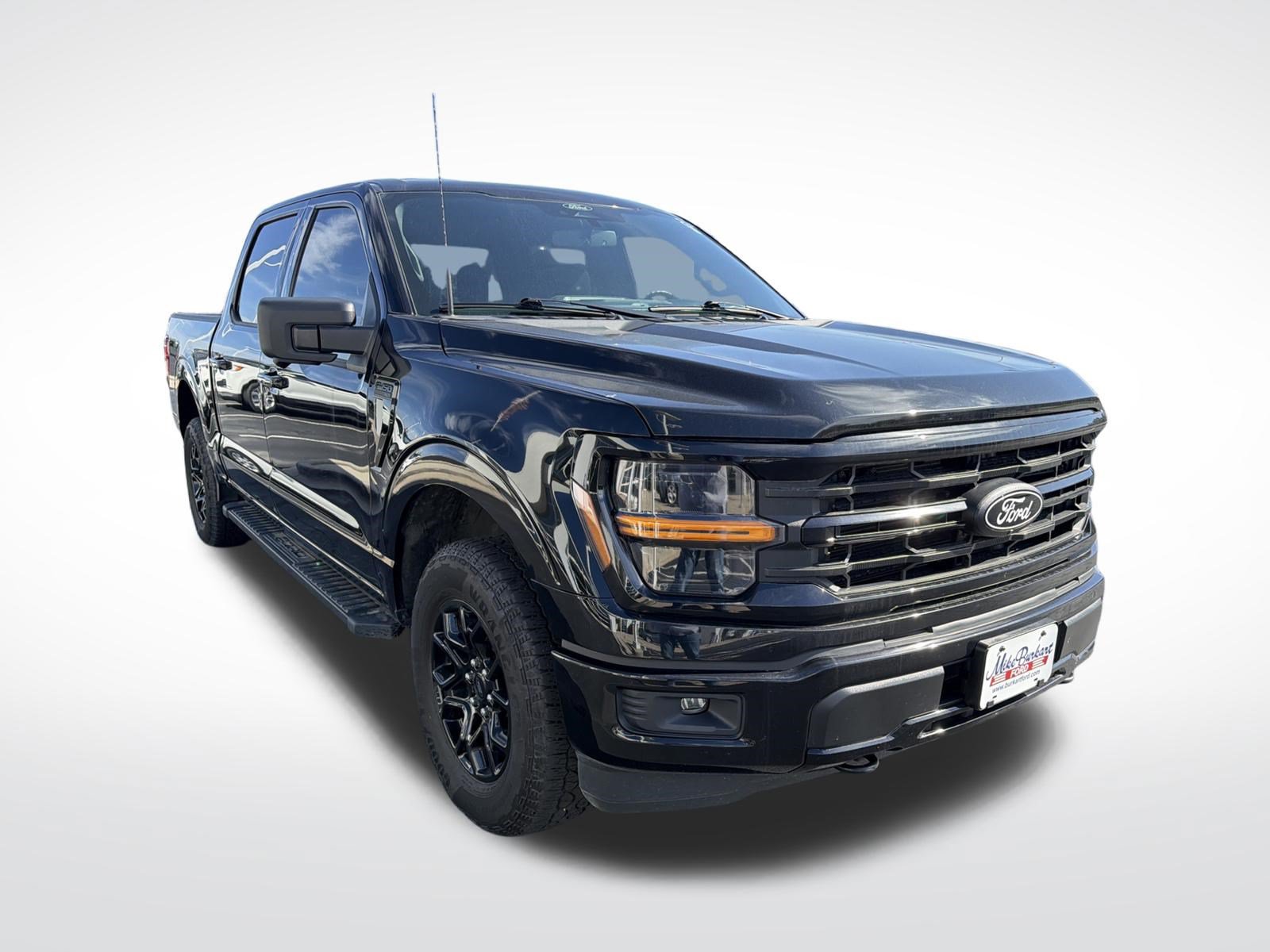 Used 2024 Ford F150 XLT w/ XLT Black Appearance Package AWD/4WD image 4