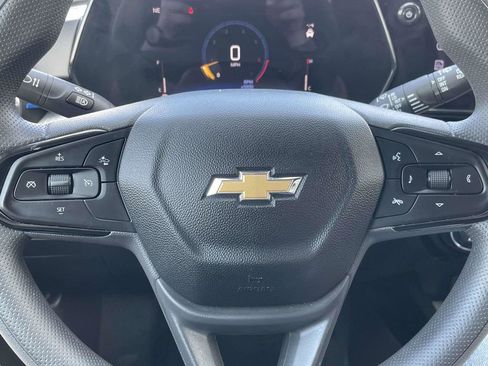 Used 2025 Chevrolet Trax LT image 21