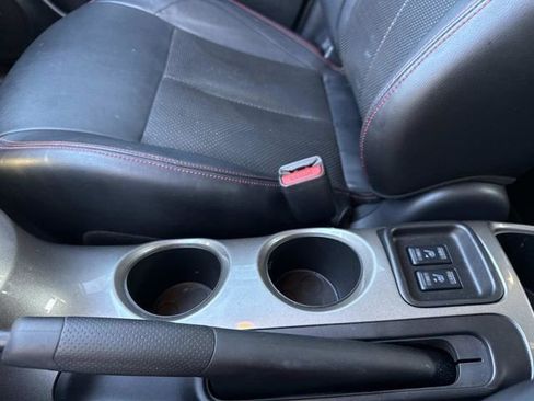 Used 2016 Nissan Juke SL image 31