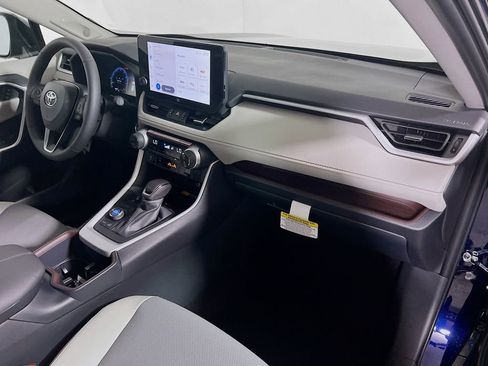 Certified 2025 Toyota RAV4 Limited w/ Advanced Technology Package AWD/4WD image 26