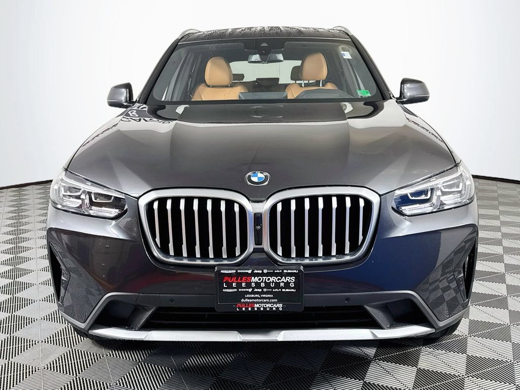 Used 2024 BMW X3 xDrive30i w/ Premium Package AWD/4WD image 2