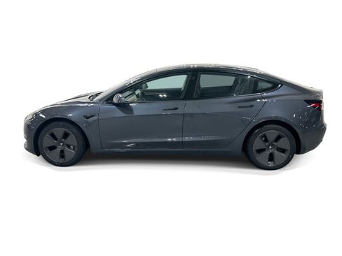 Certified 2023 Tesla Model 3 Standard Range RWD image 3