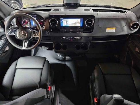 New 2026 Mercedes-Benz Sprinter 2500 image 22