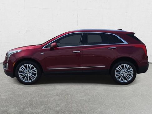 Used 2017 Cadillac XT5 Premium Luxury w/ LPO, Wheel Lock Package AWD/4WD image 8