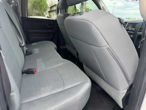 Used 2019 RAM 1500 Express w/ Express Value Package AWD/4WD image 7