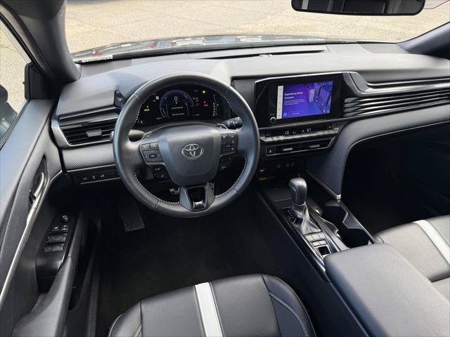 Certified 2025 Toyota Camry SE FWD image 16