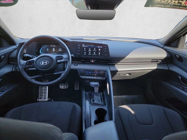 Used 2025 Hyundai Elantra Sport w/ Cargo Package FWD image 20