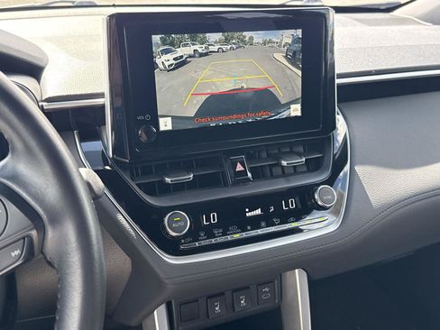 Used 2023 Toyota Corolla Cross AWD Hybrid w/ Convenience Package image 28