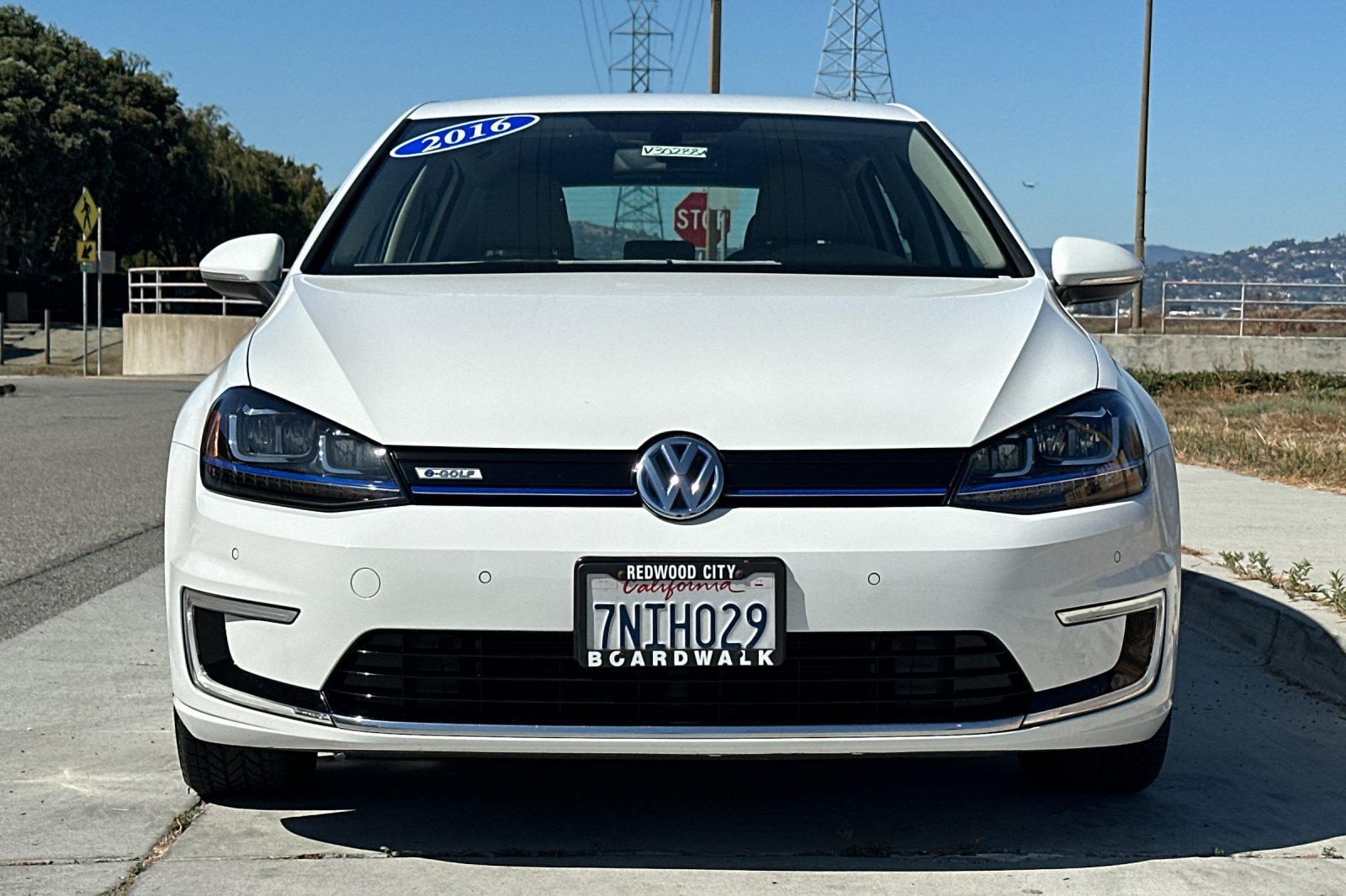 Used 2016 Volkswagen e-Golf SEL Premium FWD image 9