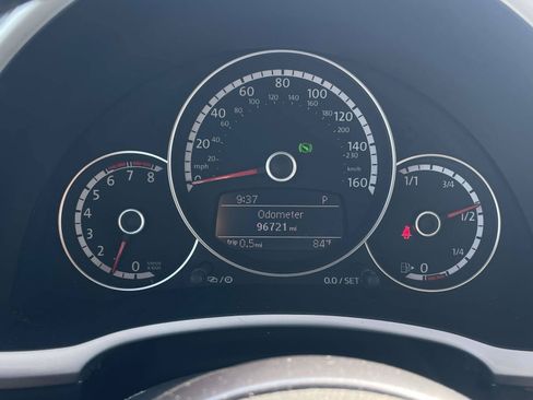 Used 2016 Volkswagen Beetle 1.8T S FWD image 16