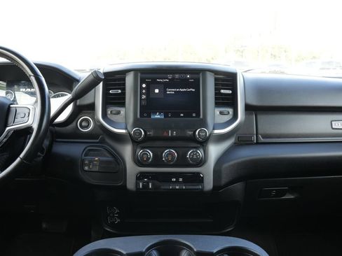 Used 2024 RAM 2500 Big Horn AWD/4WD image 11