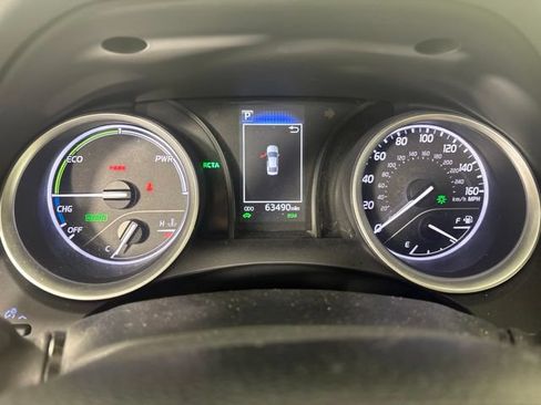 Used 2023 Toyota Camry LE FWD image 4