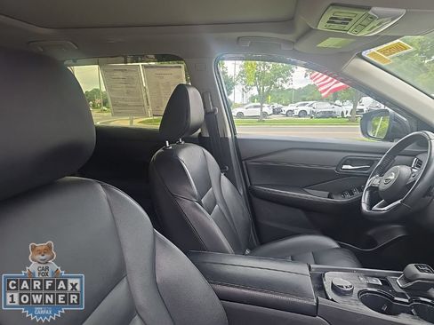 Used 2024 Nissan Rogue SL w/ SL Premium Package AWD/4WD image 12