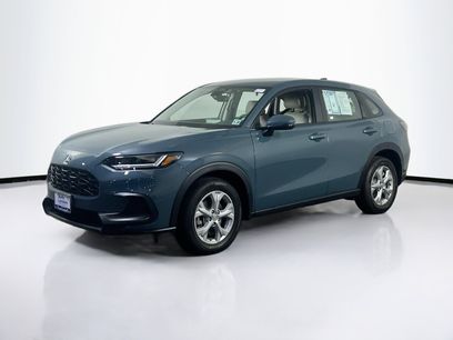 Used 2025 Honda HR-V LX