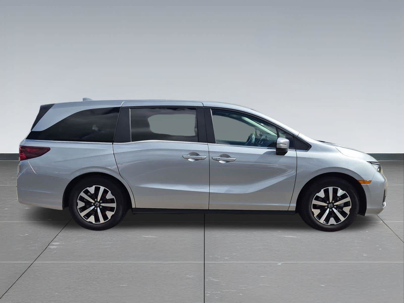 Certified 2025 Honda Odyssey EX-L image 7