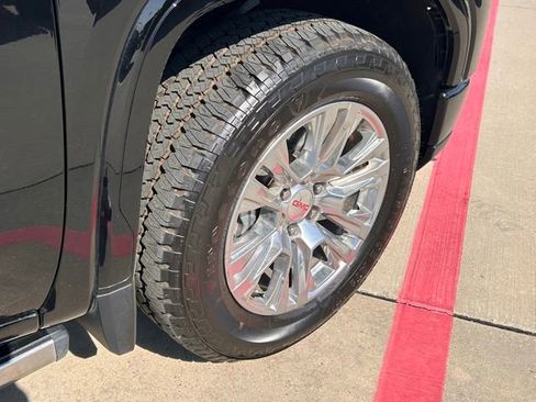 Used 2023 GMC Sierra 1500 Denali w/ Technology Package image 17