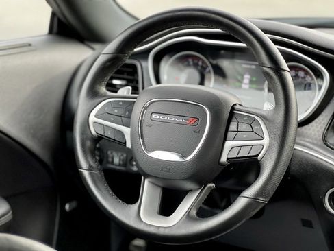 Used 2018 Dodge Challenger R/T Scat Pack w/ Leather Interior Group image 23