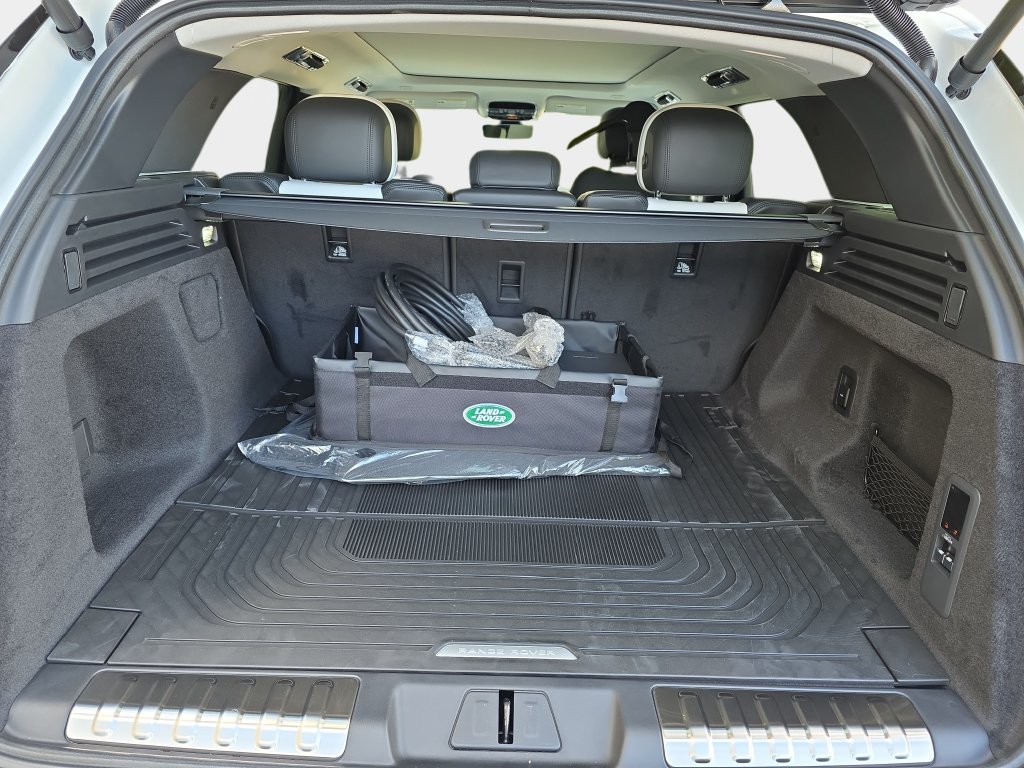 New 2027 Land Rover Range Rover Sport Battersea AWD/4WD image 10