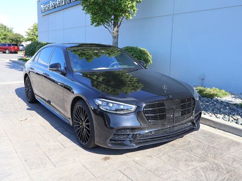 Used 2022 Mercedes-Benz S 500 4MATIC image 1