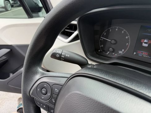 Used 2024 Toyota Corolla LE FWD image 21