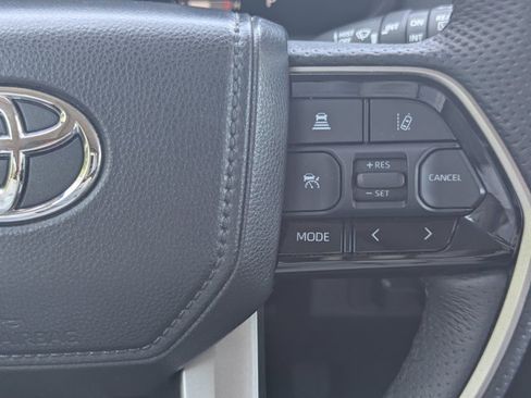 Used 2023 Toyota Sequoia Capstone image 23