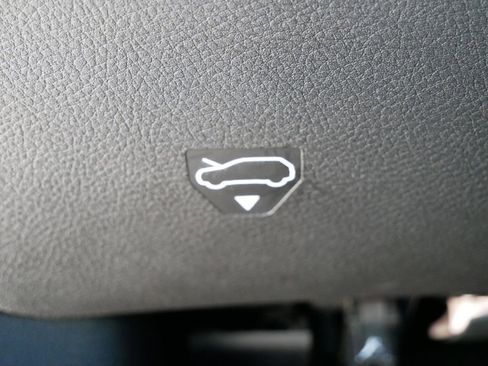 New 2026 Jeep Compass Latitude image 36