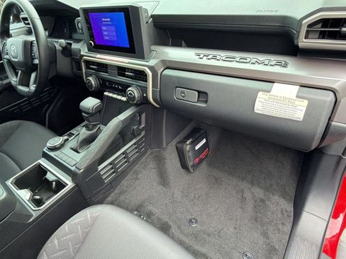 Used 2026 Toyota Tacoma SR5 AWD/4WD image 34
