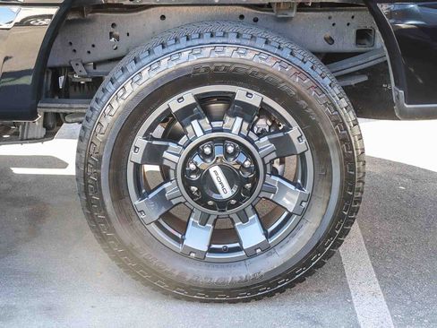 Used 2024 Ford F250 Lariat w/ Lariat Ultimate Package image 16