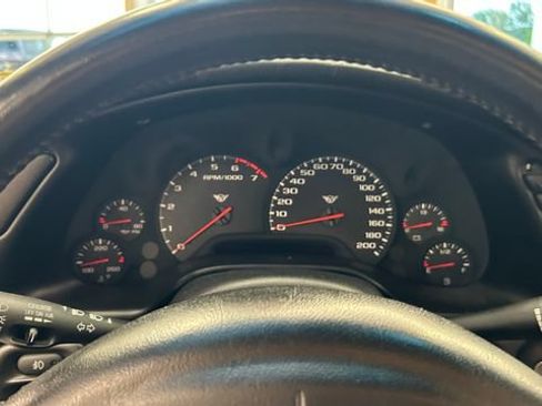 Used 1998 Chevrolet Corvette Coupe w/ Roof Pkg RWD image 18