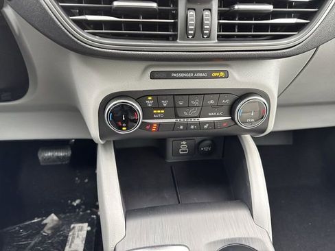 New 2025 Ford Escape Active w/ Cold Weather Package image 19