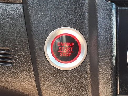 Used 2019 Honda Fit EX image 20