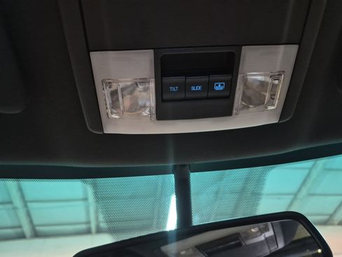 Used 2015 Ford Explorer Limited w/ Equipment Group 301A FWD image 39