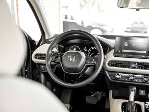 Used 2025 Honda HR-V LX image 34