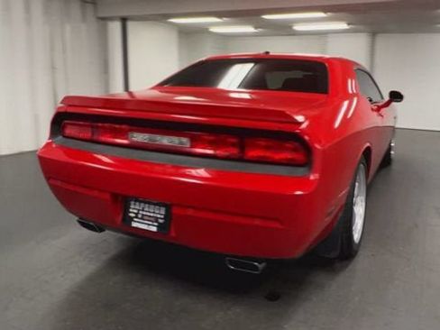 Used 2014 Dodge Challenger R/T w/ Quick Order Package 28M RWD image 8