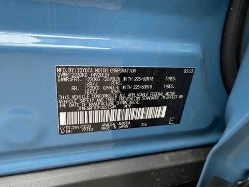 Used 2023 Toyota RAV4 XSE AWD/4WD image 14