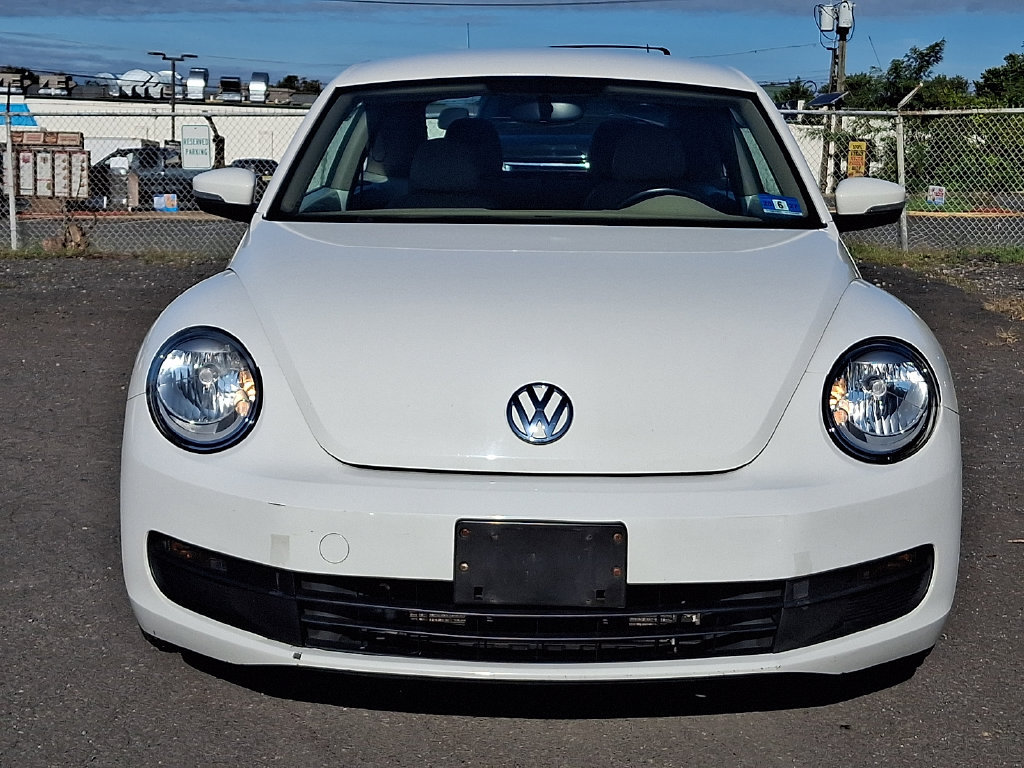 Used 2014 Volkswagen Beetle 2.5 FWD image 4