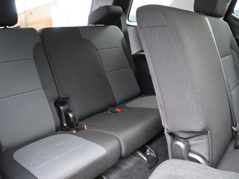 Used 2021 Chevrolet Traverse LT AWD/4WD image 20