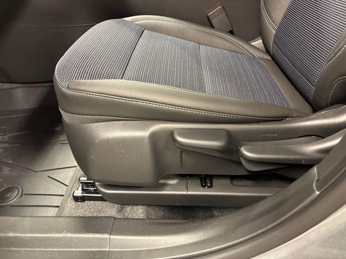 New 2026 Buick Envista Sport Touring w/ Advanced Safety Package FWD image 23