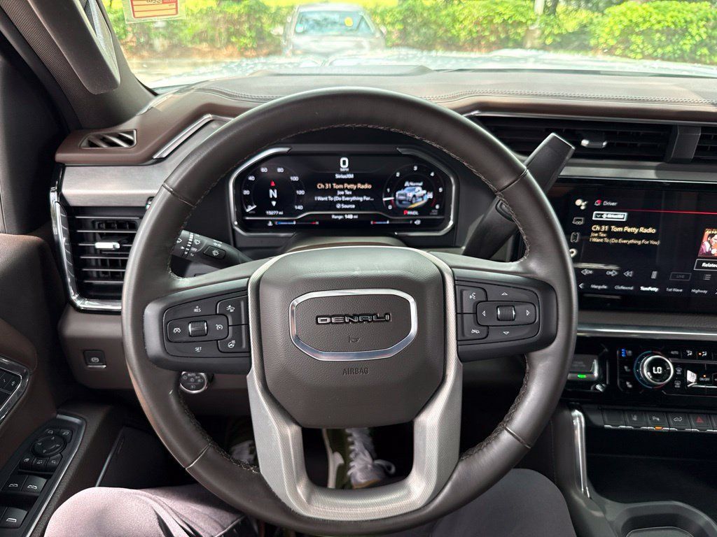 Used 2024 GMC Sierra 2500 Denali AWD/4WD image 35