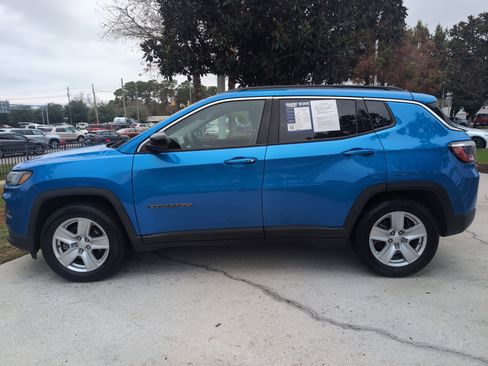Used 2022 Jeep Compass Latitude image 7