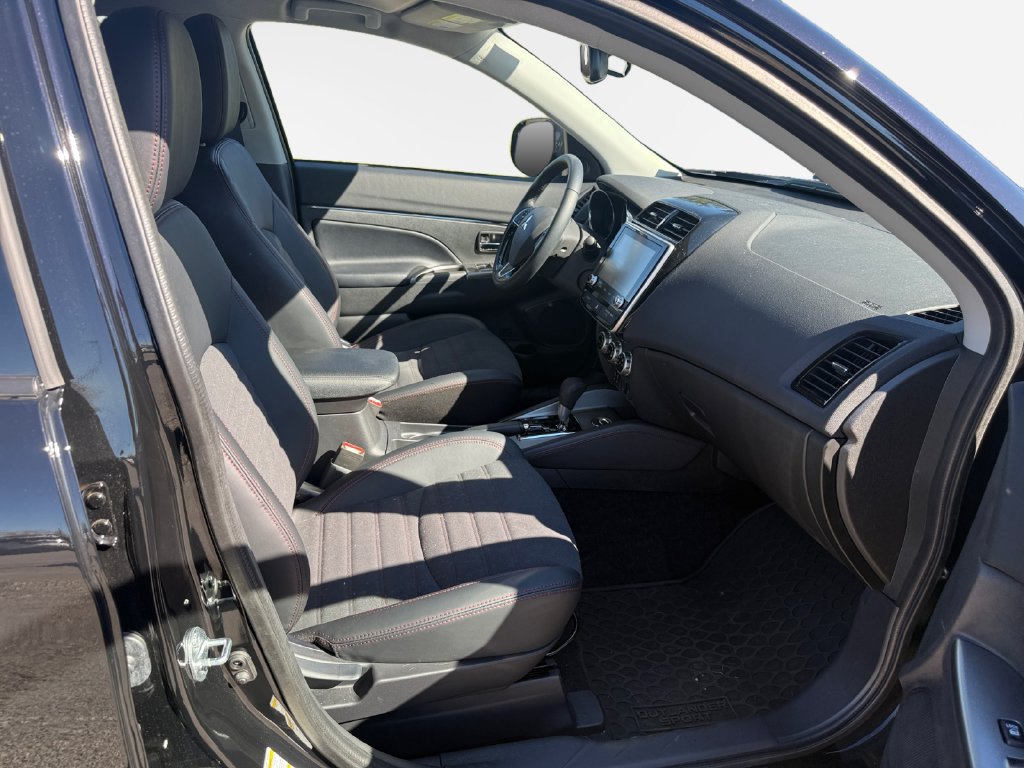 Used 2026 Mitsubishi Outlander Sport SE AWD/4WD image 26
