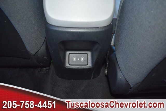 Used 2025 Hyundai Elantra Limited FWD image 27