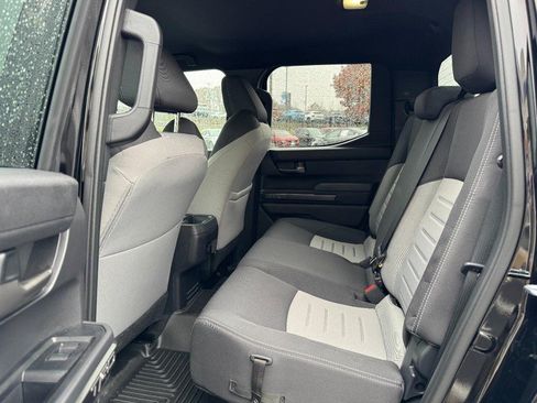 Used 2025 Toyota Tacoma TRD Off-Road image 10