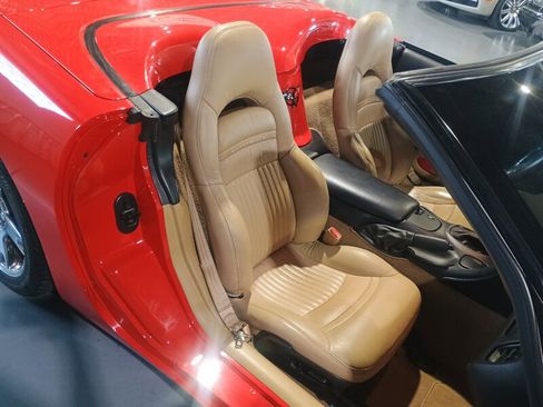 Used 1998 Chevrolet Corvette Convertible image 26