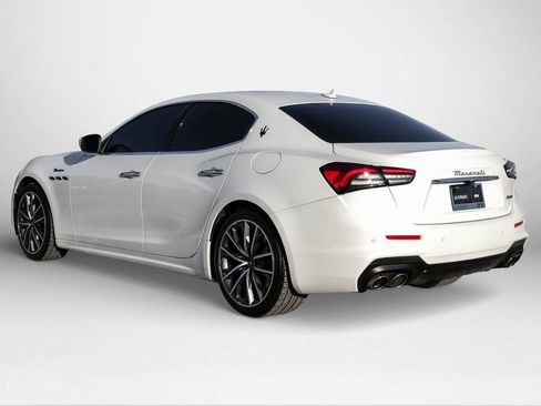 Used 2023 Maserati Ghibli Modena RWD image 8