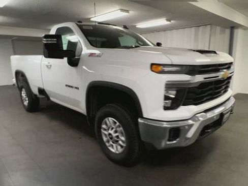 New 2025 Chevrolet Silverado 2500 LT image 2