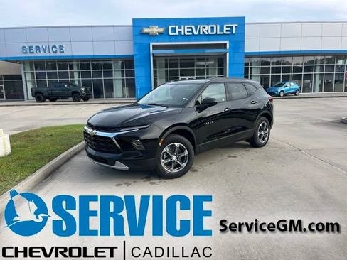 New 2026 Chevrolet Blazer LT w/ Convenience Package FWD image 1