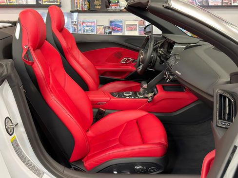 Used 2023 Audi R8 V10 performance RWD image 19