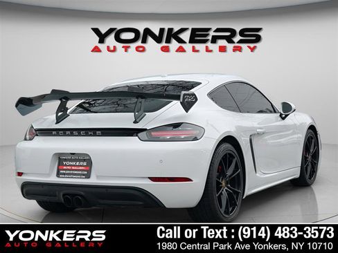 Used 2018 Porsche 718 Cayman GTS image 7