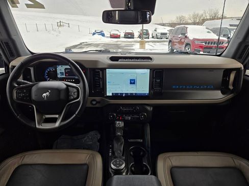 Used 2021 Ford Bronco Wildtrak image 16